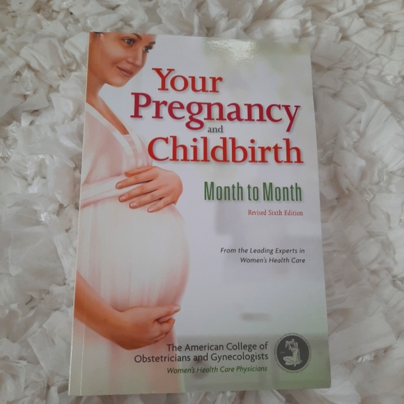 Your Pregnancy & Childbirth Month by Month Book American College of Obstetrician - Picture 1 of 13
